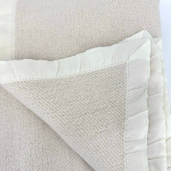 Vintage Faribo Full Queen Beige Satin Trim Waffle Weave Wool Acrylic Blanket - Picture 3 of 8